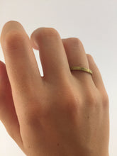 Cargar imagen en el visor de la galería, ANILLO JUST LOVE