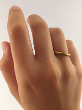 Cargar imagen en el visor de la galería, ANILLO UNIVERS