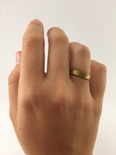 Cargar imagen en el visor de la galería, ANILLO JUST LOVE ANCHO